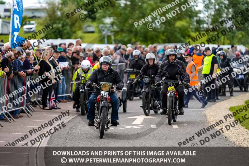 Vintage motorcycle club;eventdigitalimages;no limits trackdays;peter wileman photography;vintage motocycles;vmcc banbury run photographs